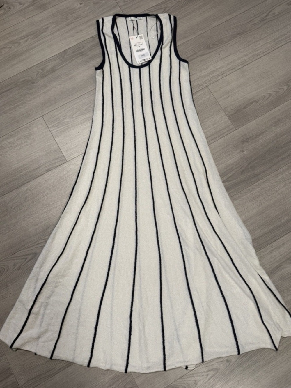 Zara White Sleeveless Knit Dress with navy Stripes